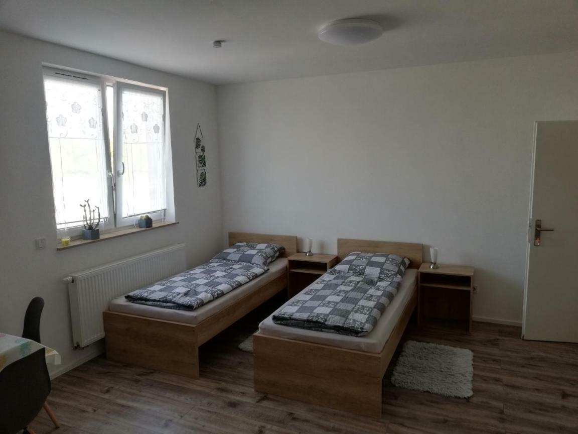 Am Muehlbach0 Hotel Bodenheim Eksteriør billede